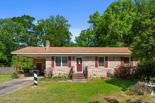 138 E Circle Dr, Hamilton, NC, 27840-7703 | Card Image