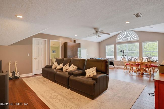 7670 Wexford Club Dr W, House other with 6 bedrooms, 5 bathrooms and null parking in Jacksonville FL | Image 51