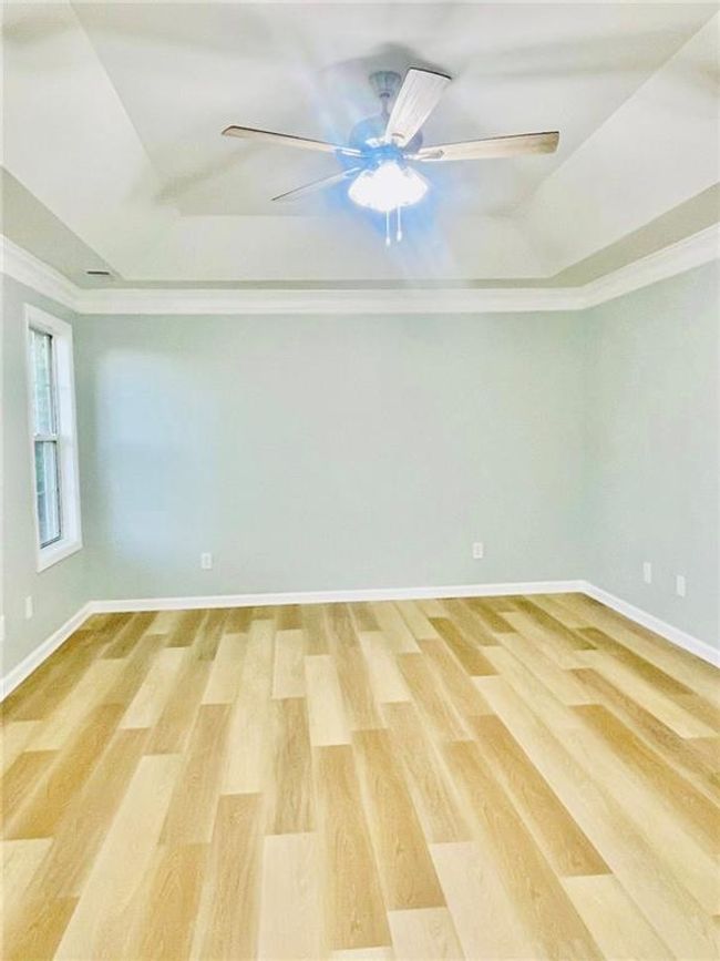 7675 Lanier View Rdg, House other with 3 bedrooms, 2 bathrooms and 2 parking in Cumming GA | Image 24