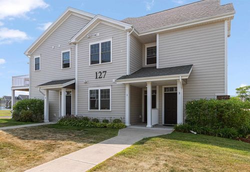 unit-1-127 Holland Ln, Williston, VT, 05495-4204 | Card Image