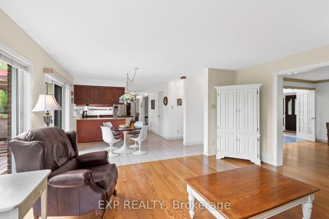 4 Barry Burn Crt, House other with 4 bedrooms, 3 bathrooms and 10 parking in Nepean ON | Image 11