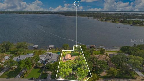 10577 Down Lakeview Cir, Windermere, FL, 34786-7911 | Card Image