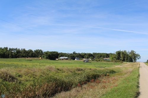 1682 145th Ave Se, Erie, ND, 58029-9737 | Card Image