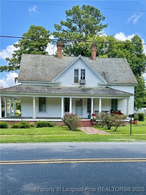 512 W Main St, Rowland, NC, 28383-9620 | Card Image