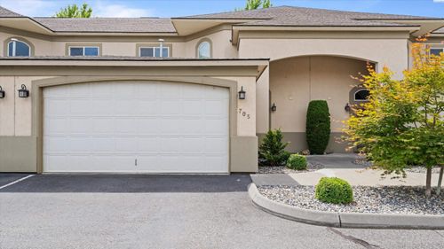 705 Hanford St, Richland, WA, 99354-1681 | Card Image
