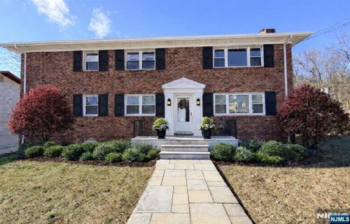 61 Star Lake Rd, Bloomingdale, NJ, 07403-1239 | Card Image