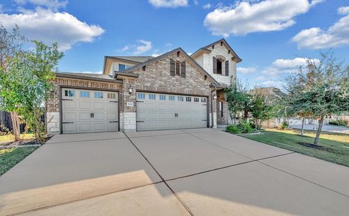 704 Salisbury Dr, Woodway, TX, 76712-2124 | Card Image