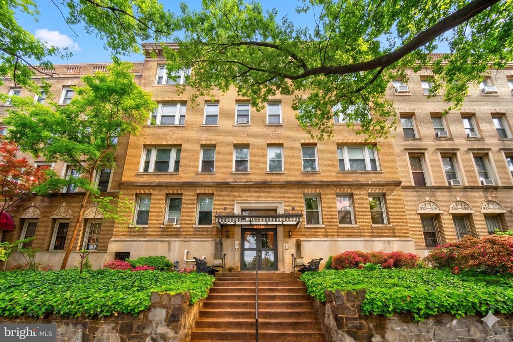 Residential in WASHINGTON