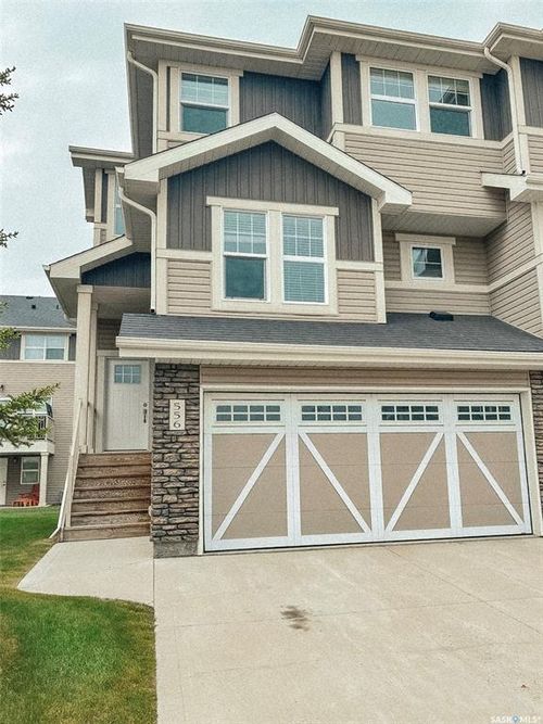 556 Pringle Cres, Saskatoon, SK, S7T0W9 | Card Image