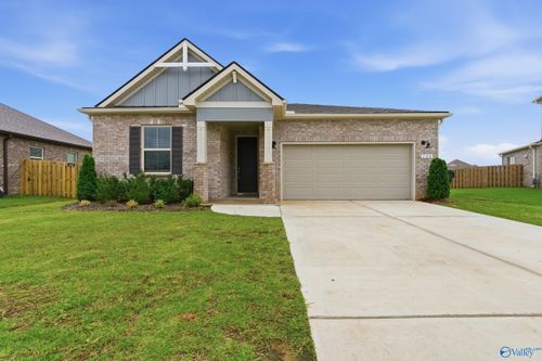 104 Cavern Ct, Huntsville, AL, 35811-1694 | Card Image