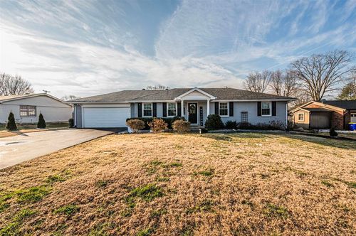 1585 Oxford Way, Bowling Green, KY, 42103-4710 | Card Image