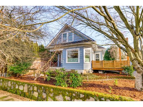 9468 N Mohawk Ave, Portland, OR, 97203-1644 | Card Image