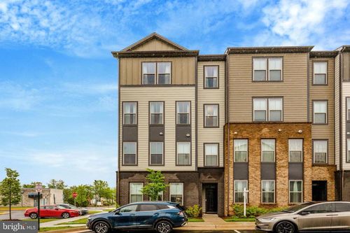 20941 Bluebird Sq, STERLING, VA, 20165-5894 | Card Image