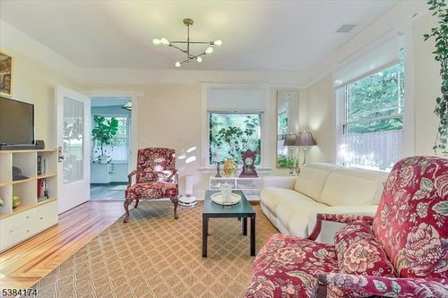 60 Swartswood Rd, Newton, NJ, 07860-1112 | Card Image