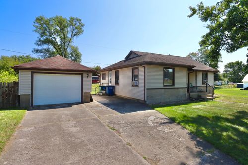 533 Grayton Rd, Kingsford Heights, IN, 46346-3329 | Card Image