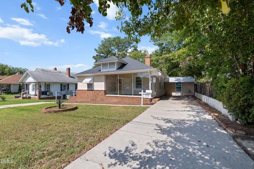 302 W E St, Erwin, NC, 28339-2025 | Card Image