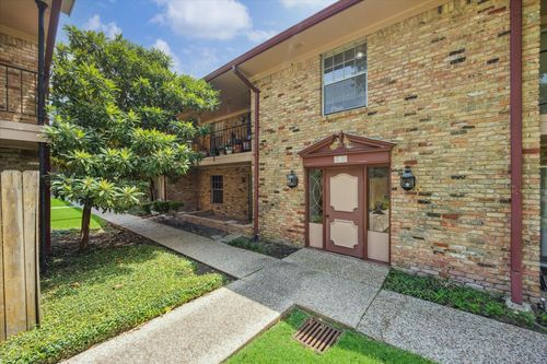 unit-151-7600 Burgoyne Rd, Houston, TX, 77063-3130 | Card Image