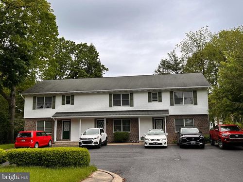 1927 Lauck St, State College, PA, 16803-1626 | Card Image