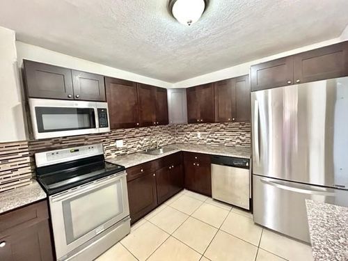 402-6101 N Falls Circle Dr, Lauderhill, FL, 33319-6839 | Card Image
