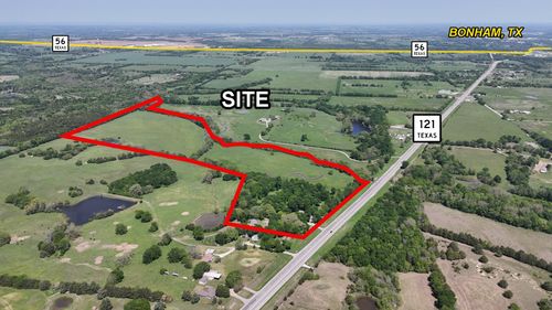 2410 S State Highway 121, Bonham, TX, 75418-8956 | Card Image