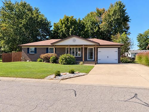 377 Bob White Blvd, Batesville, IN, 47006-9018 | Card Image