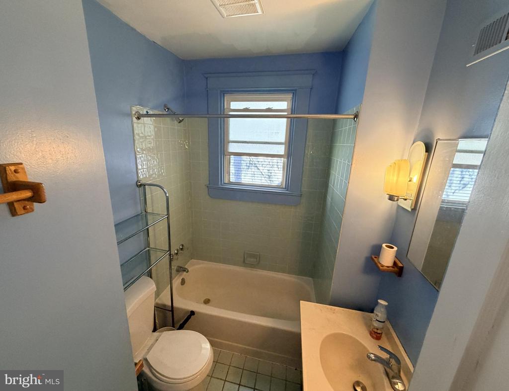 Residential Lease in BALTIMORE 4