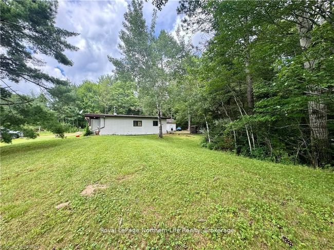 304 Lake Nipissing Rd, House other with 2 bedrooms, 1 bathrooms and 4 parking in Nipissing ON | Image 8