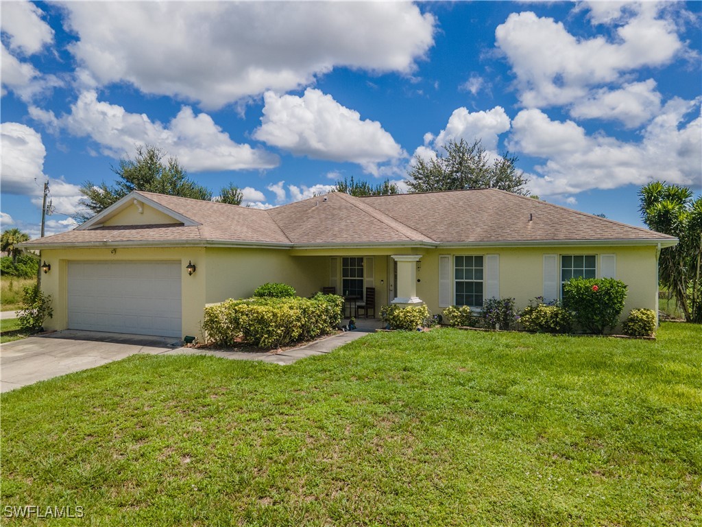 Kenyon St, Fort Myers, FL 33905