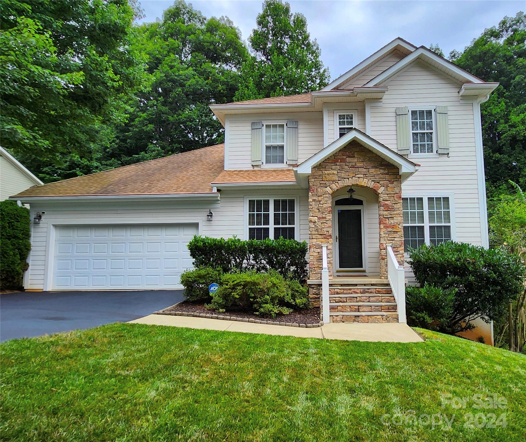 Welsh Partridge Cir, Biltmore Lake, NC 28715