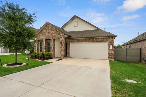 124 Flint Mountain Rd, Georgetown, TX, 78628-2699 | Card Image