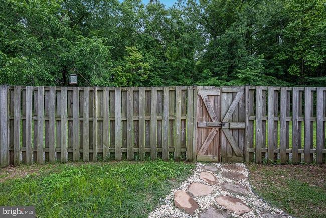 12329 Manchester Way, Townhouse with 3 bedrooms, 4 bathrooms and null parking in WOODBRIDGE VA | Image 29