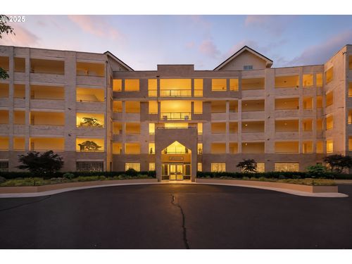 129-6605 W Burnside St, Portland, OR, 97210-6605 | Card Image