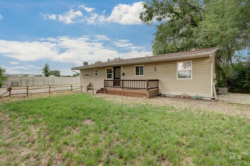 731 W 4th St, Emmett, ID, 83617-3811 | Card Image