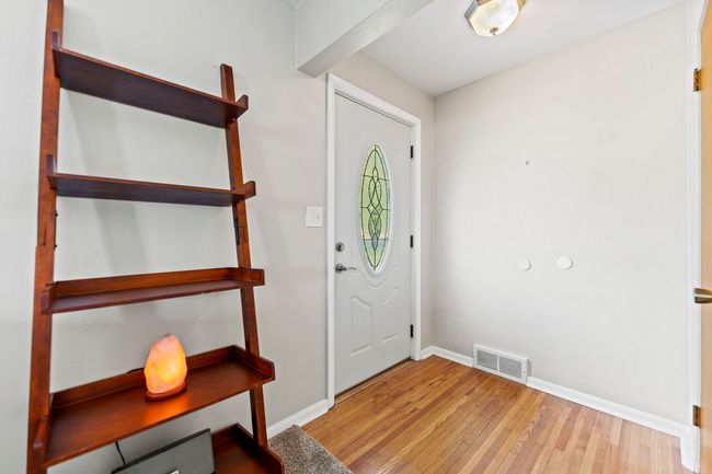 304 Hortense Dr, House other with 3 bedrooms, 2 bathrooms and 8 parking in Kirkland IL | Image 5