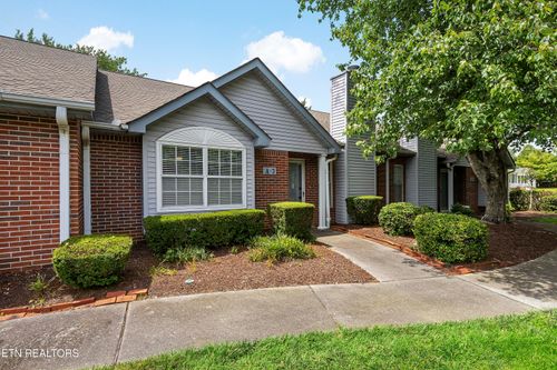 a3-805 Cedar Ln, Knoxville, TN, 37912-3111 | Card Image