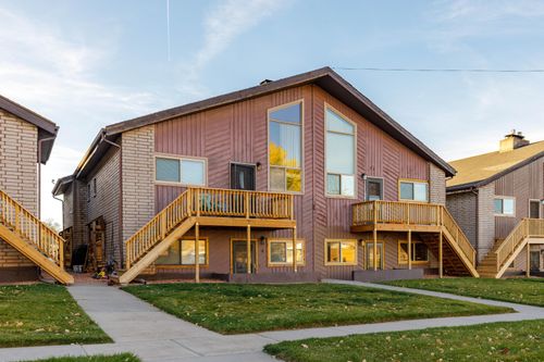 e2-180 S 300 E, Parowan, UT, 84761-7781 | Card Image