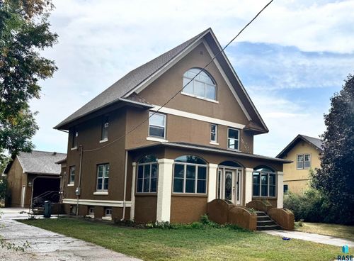 317 W 2nd Ave Avenue, Lennox, SD, 57039 | Card Image