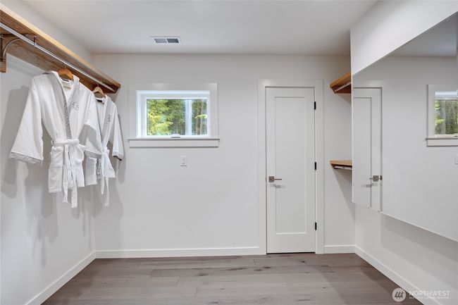 6050 Chorus Frog St Ne, House other with 4 bedrooms, 5 bathrooms and 2 parking in Bainbridge Island WA | Image 21