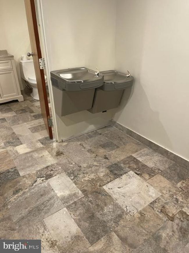 FL-2ND - 2875 Towerview Rd, Home with 0 bedrooms, 0 bathrooms and null parking in Herndon VA | Image 25