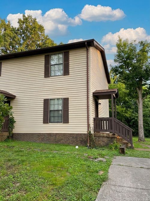 3243 Anderson Rd, Antioch, TN, 37013-1284 | Card Image