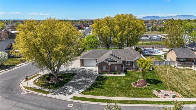 5195 5825, House other with 4 bedrooms, 3 bathrooms and 8 parking in Hooper UT | Image 57