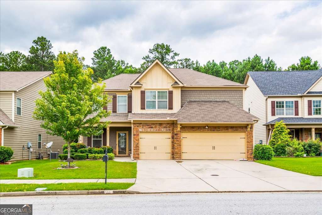 Residential in Fairburn 3