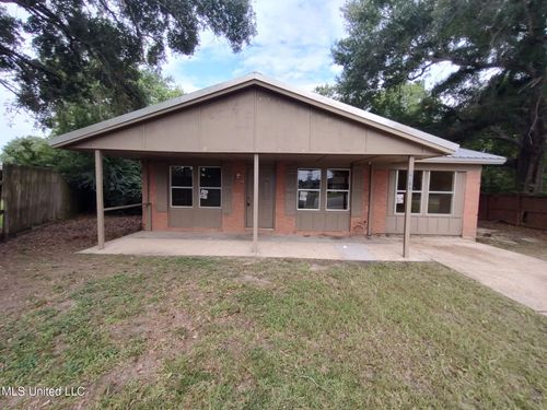 4807 King James Dr, Pascagoula, MS, 39581-5126 | Card Image
