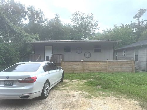 5105 Patricia St, Bacliff, TX, 77518-1457 | Card Image