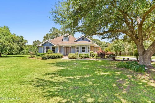 18356 Mallard Dr, Saucier, MS, 39574-8914 | Card Image