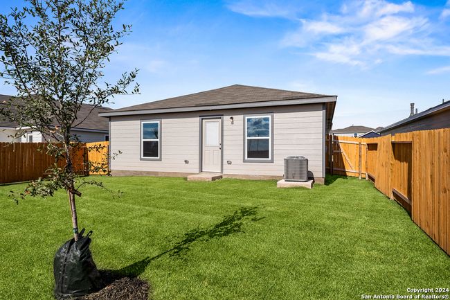 11924 Stroud Dr, House other with 3 bedrooms, 2 bathrooms and null parking in San Antonio TX | Image 18