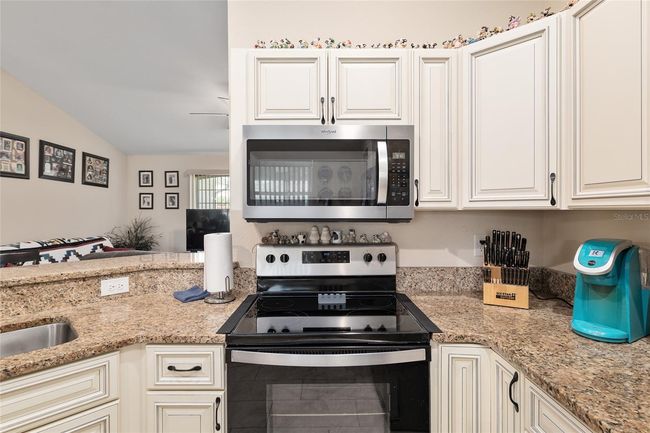 13581 Sw 48 Th Ct, House other with 3 bedrooms, 2 bathrooms and null parking in OCALA FL | Image 16