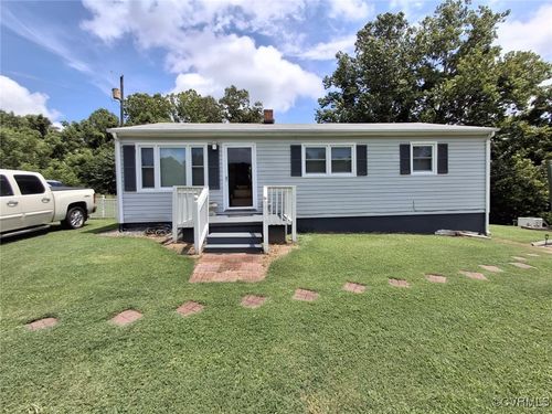 2001 Mapleton Dr, Callands, VA, 24530-2315 | Card Image