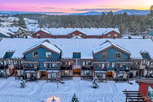 109 Broken Pine Ln, McCall, ID, 83638 | Card Image