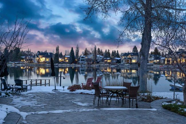 419 Lake Placid Green Se, Home with 5 bedrooms, 3 bathrooms and 3 parking in Calgary AB | Image 4